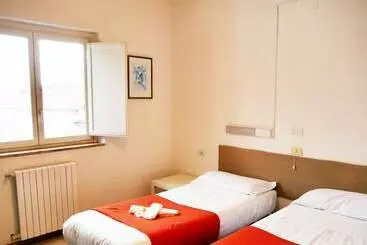 Hotel Ostello Ave Gratia Plena   Hostel