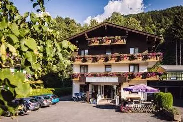 هتل Martini Kaprun