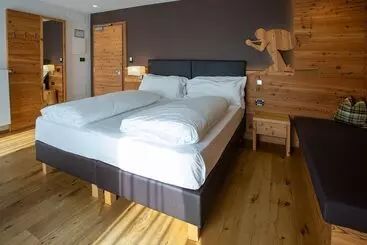 Отель Ravelli Luxury Spa