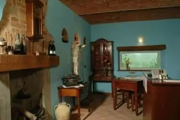 Hotell Red Wine Camere