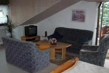 Hotel Haus Kneer F***