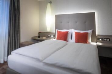 فندق Menge An Der Schlacht