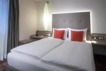 בית מלון כפרי Menge An Der Schlacht