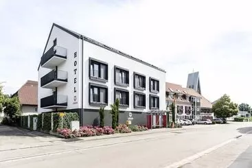 פנסיון & Gasthaus Löwen