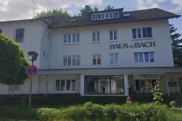 مبيت وإفطار Haus Am Bach