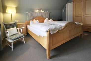 Hotelli Grüne Tanne Mandelholz