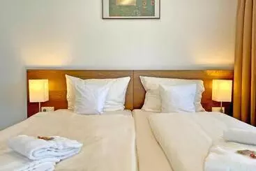 酒店 Landhaus Nordhelle Garni