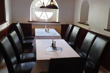 בית מלון כפרי El Capitan Nähe Movie Park