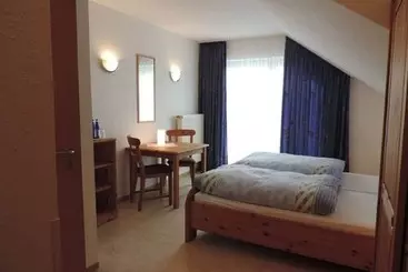 פנסיון Gasthaus Weber