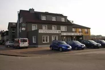 Отель Cafe Deluxe