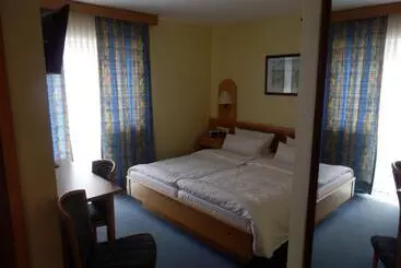 Pensão Landgasthof & Hotel Zum Schwan Gmbh