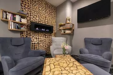 호텔 Warszawa Spa & Resort