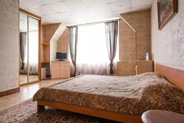 Отель Zharptitsa