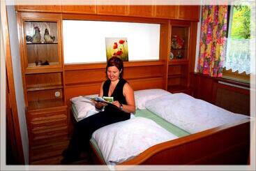 茅舍 Landgasthof Waldesruh