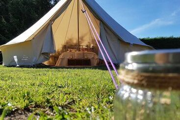 Hotel Roe Deer Fields