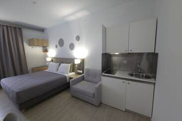 펜션 Costa Point Chios