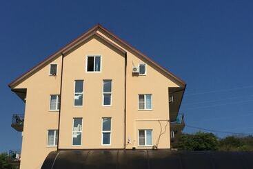 펜션 Uyutnyy Prichal