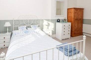 بيت ريفى Lancaster House