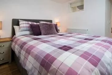 Mökkimajoitus The Captain S Bank