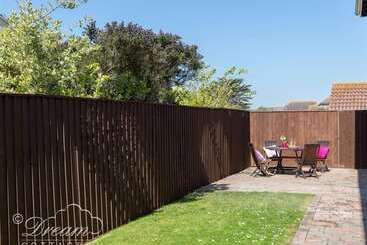 کلبه Tides Corner