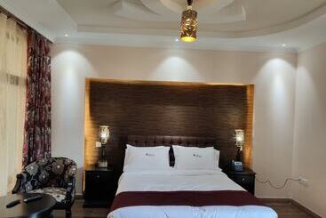 هتل Kiikaloh Grand Resort