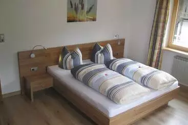 Hotel Ferienhaus Stoanerhof