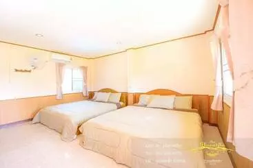 ホテル Phusiatfha Resort