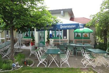 펜션 Gasthaus Deutscher Jäger