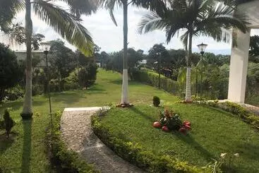 Finca Hotel Andaquies