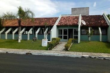 여관 Pousada Capão Novo