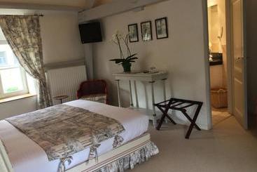 هتل B&b Auberge De Klasse