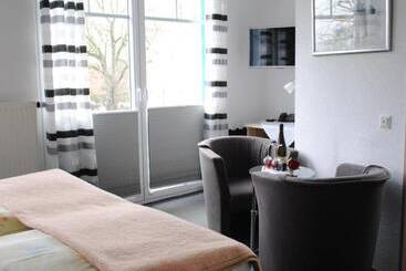 בית מלון כפרי Garni Nolting