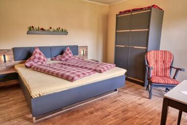 펜션 Gästehaus Riedl