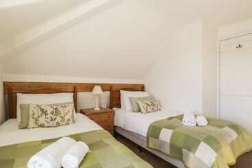 茅舍 Prospect Lodge