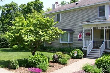 Black River Inn Bed And Breakfast