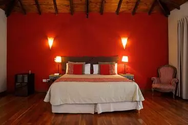 Hotel La Mision Macona