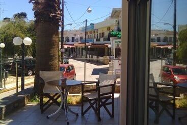 فندق Maria Apartments