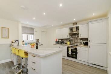 קוטג'' Roseberry House