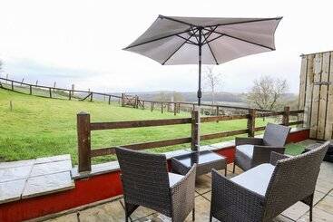 קוטג'' The Stable