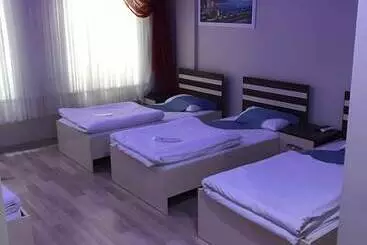 هتل Ahranis