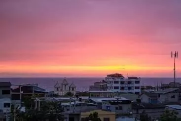 Mauna Suites And Hostal   Hostel