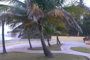 هتل آپارتمان Aparta Hotel Pontevedra