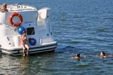 Hotelli Kuhnle Tours Hafendorf Müritz