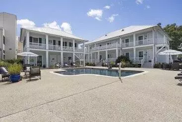 Hotelli Bay Town Inn