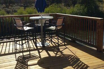 モーテル The Trail S End