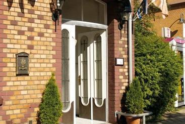 Отель Frankfurter Hof