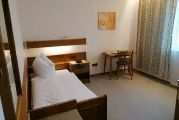 בית מלון כפרי Garni Am Rotkäppchenwald