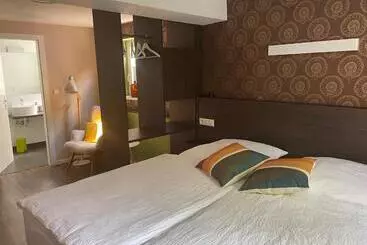 צימר Pension No 8