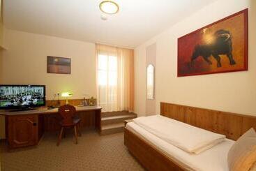 Pensão Restaurant Gasthaus Bonimeier