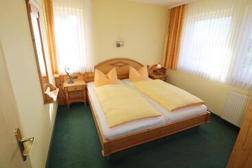 Hotel Ferienwohnung Zur Hopfenkönigin